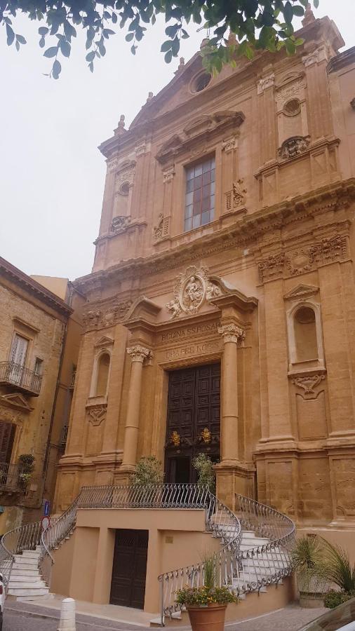Il Museo Di Teresa Piazza Del Teatro Centrale Agrigento Luaran gambar